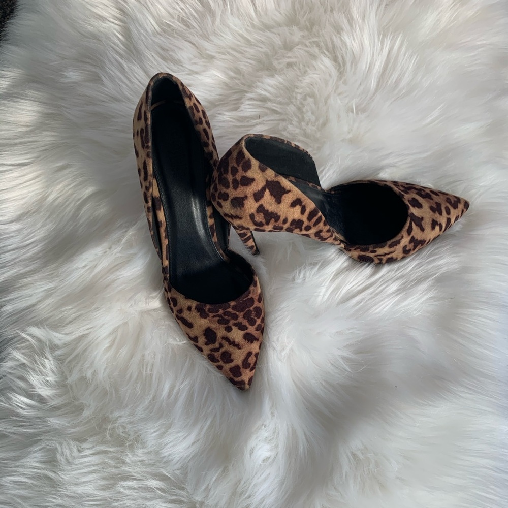 Charlotte Russe Cheetah print heels. Size 9